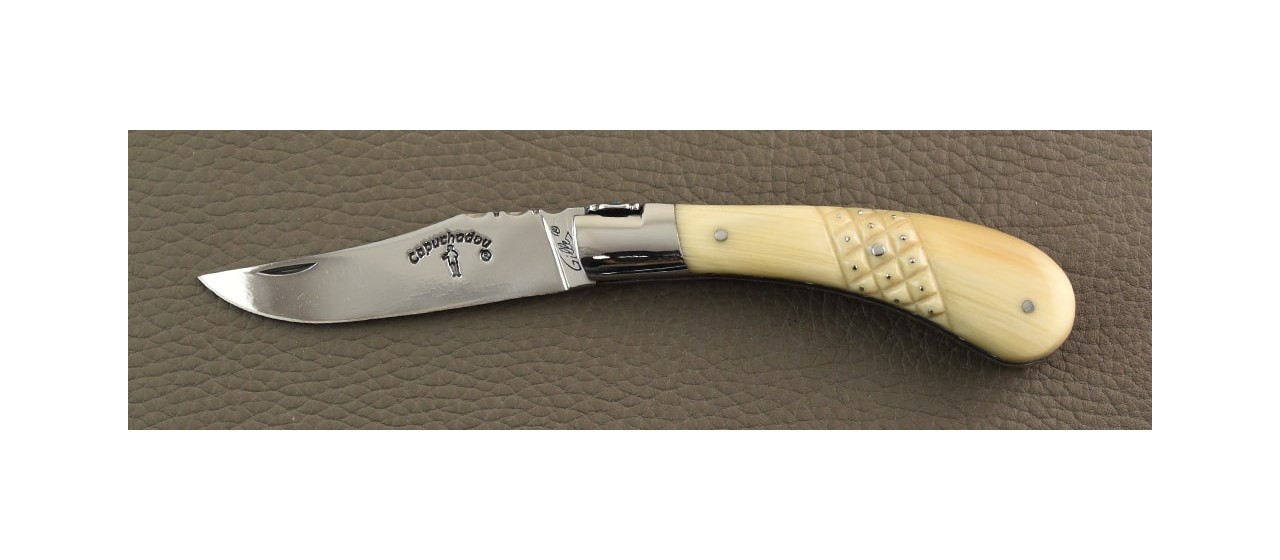 "Le Capuchadou®-Guilloché Aiguille" 10 cm hand made knife, Black buffalo horn tip