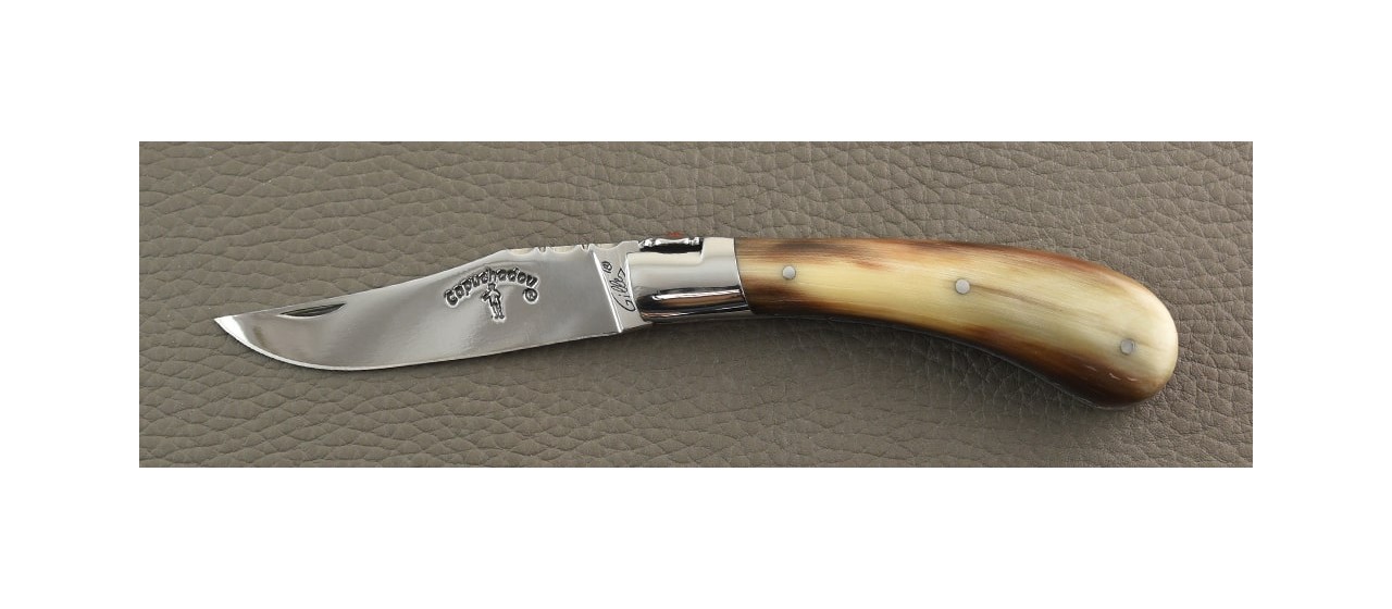 "Le Capuchadou®-Guilloché" 10 cm hand made knife, buffalo horn